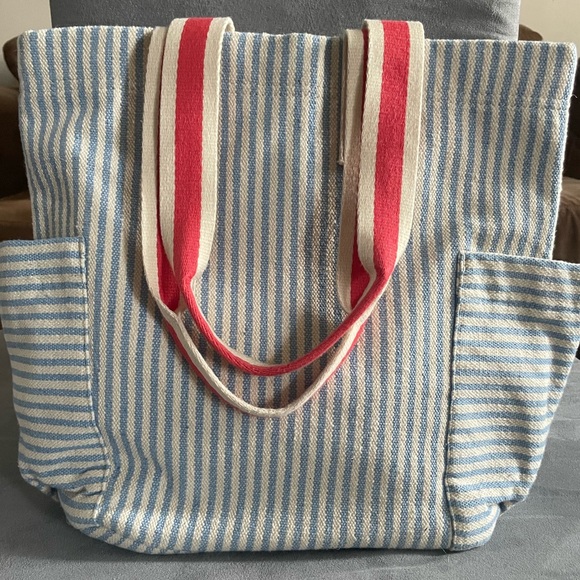 Universal Thread Striped Tote - Picture 2 of 4